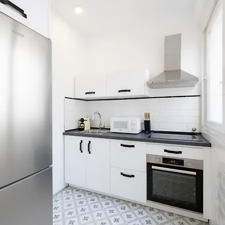 Spacious Bright Palace -1bedroom-terrace-center Apartment *