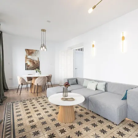 Spacious Bright Palace -1bedroom-terrace-center Apartment Malaga